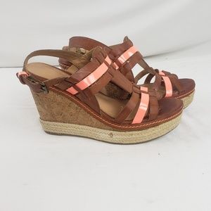 Report wedge sandal